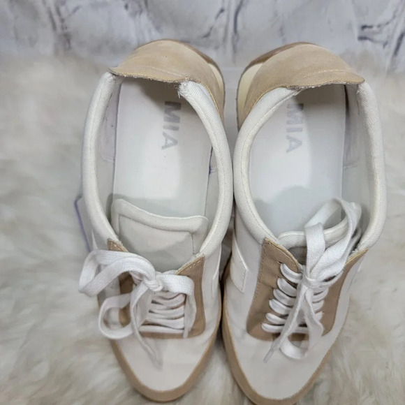 MIA Womens 9 Fashion Sneakers Cream Natural Casual Tennis Shoe Athleisure Cute - Picture 5 of 11